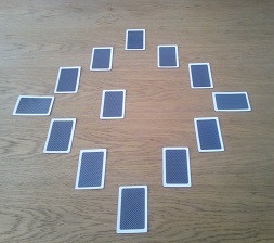 Initial single card layout for the clock solitaire patience game